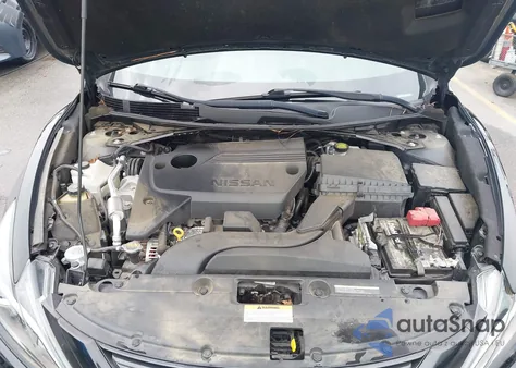 2018 Nissan Altima 2.5 Sr из США, поврежденный, VIN 1N4AL3AP5JC178162